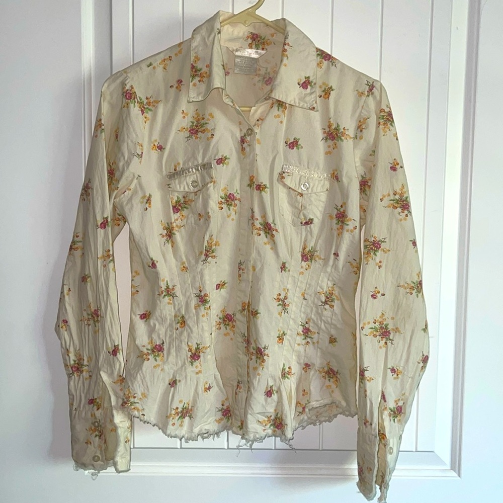 Great floral button down blouse.
